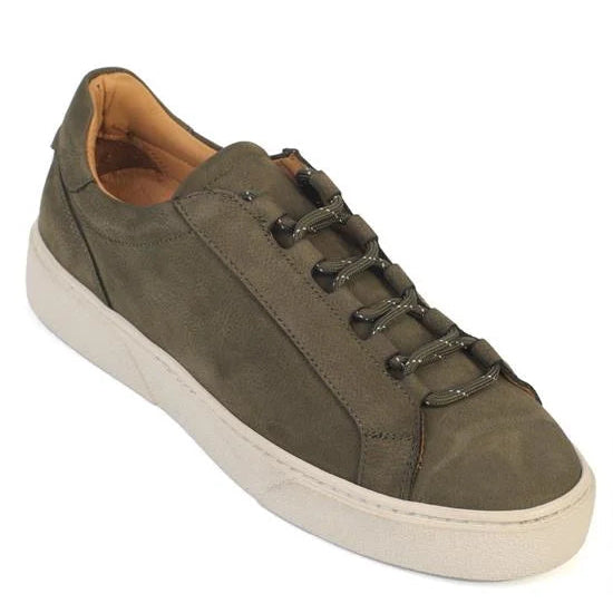 Efram Khaki